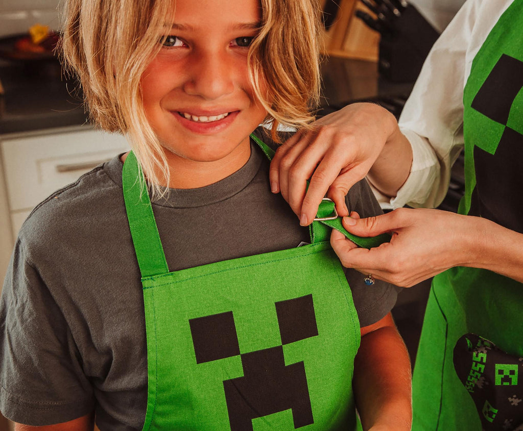 Minecraft Green Creeper Youth Kitchen Cooking Apron