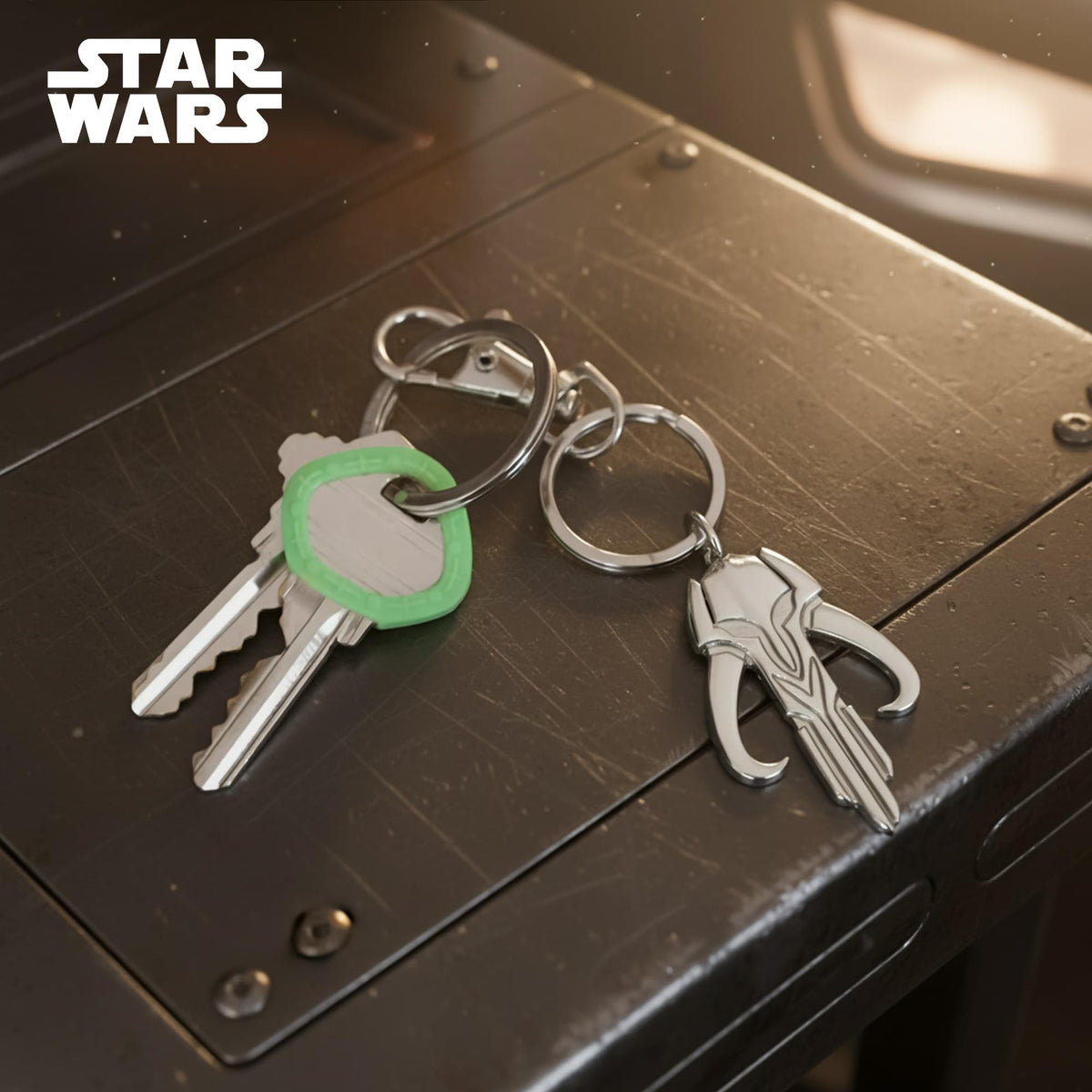 Star Wars: The Mandalorian Mythosaur Logo Metal Keychain