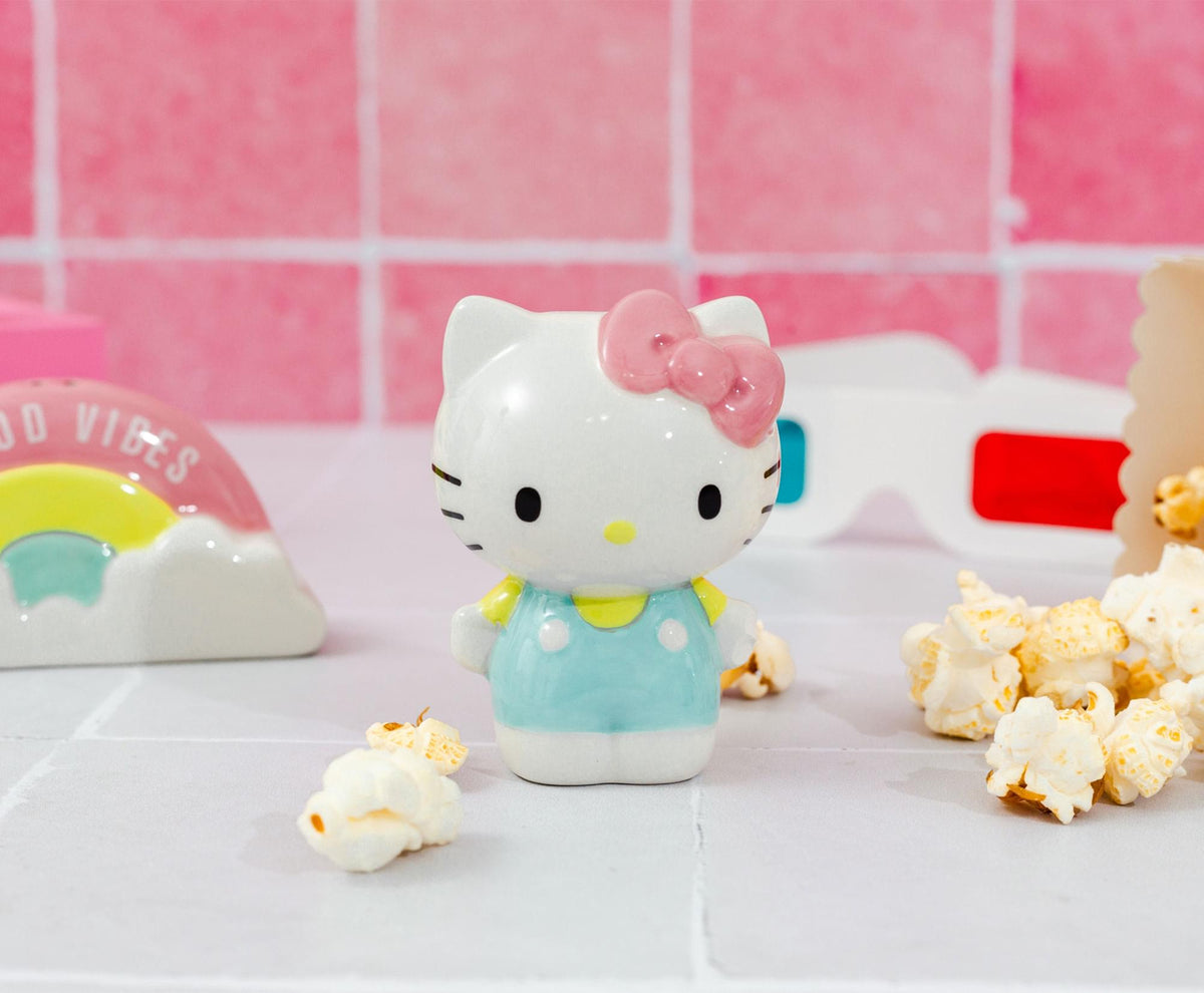 Sanrio Hello Kitty and Rainbow Ceramic Salt and Pepper Shaker Set