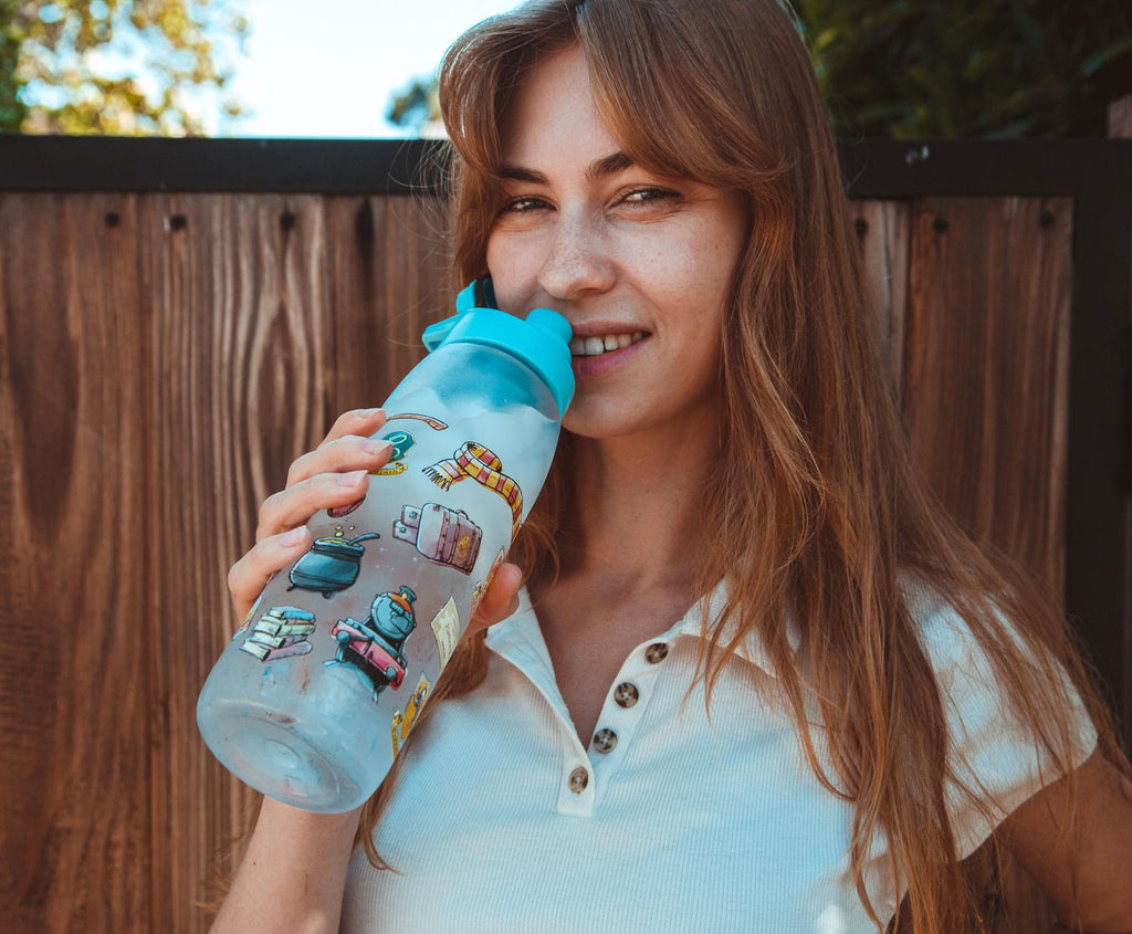 Harry Potter Hogwarts Destination Plastic Water Bottle With Twist Spout | Holds 28 Ounces