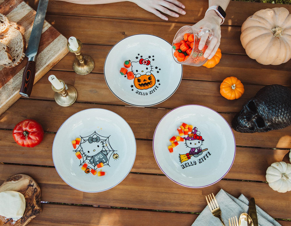 Sanrio Hello Kitty Witch 9-Inch Ceramic Coupe Dinner Bowl