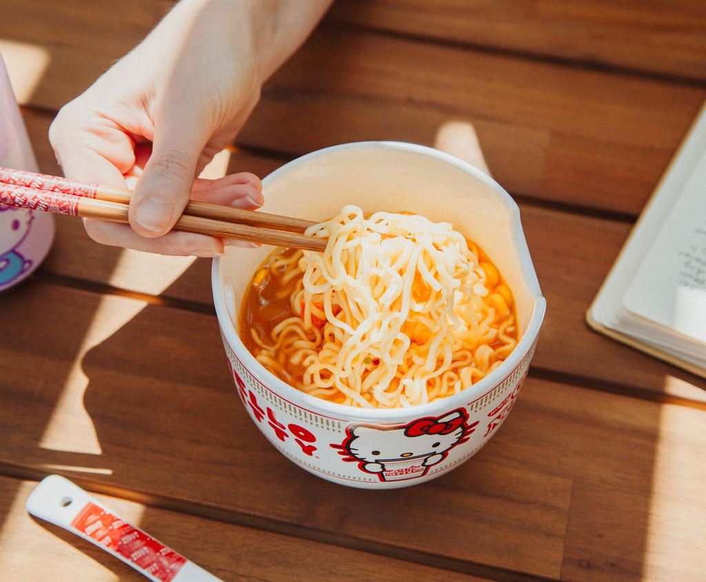 Sanrio Hello Kitty x Nissin 20-Ounce Ramen Bowl With Chopsticks and Spoon