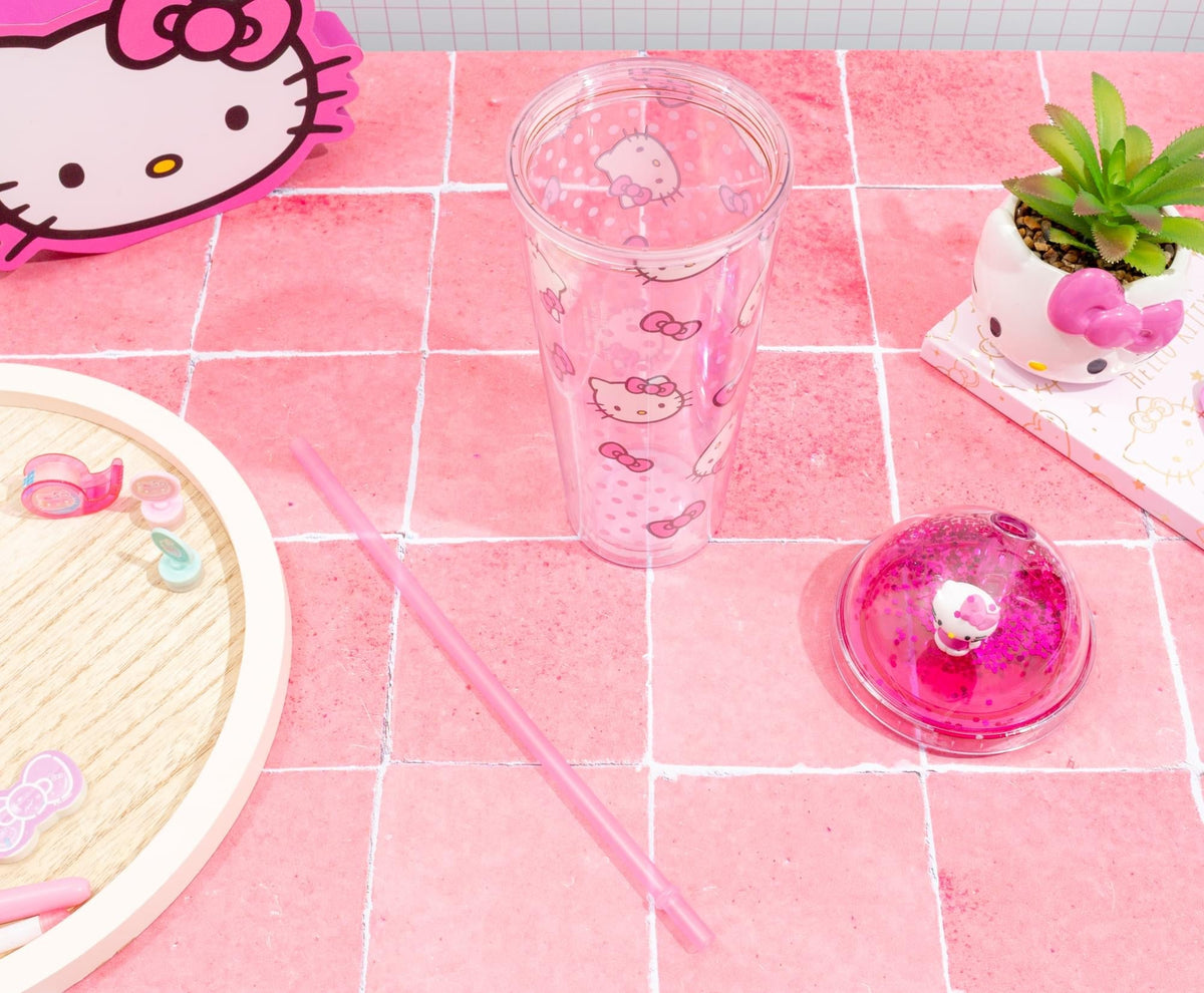 Sanrio Hello Kitty 24-Ounce Confetti Carnival Cup With Dome Lid and Straw