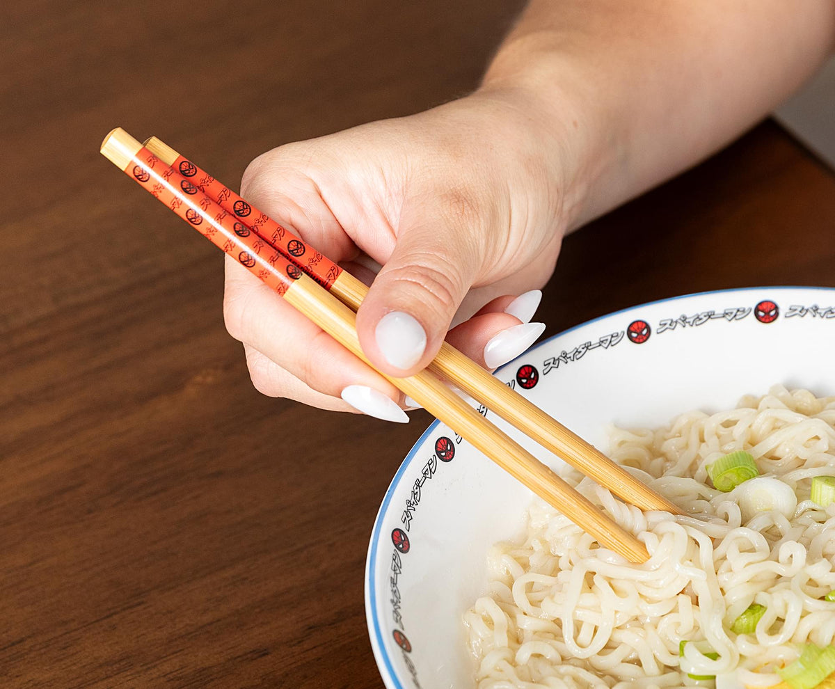 Marvel Spider-Man Manga Panels 30-Ounce Ramen Bowl and Chopstick Set