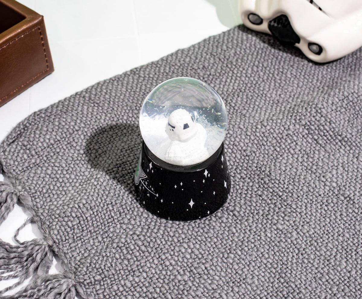Star Wars Stormtrooper 3-Inch Mini Light-Up Snow Globe