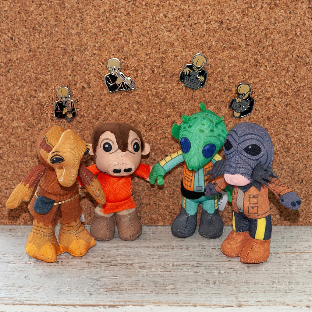 Star Wars Exclusive Mos Eisley's Cantina Villains Plush & Enamel Pin Set